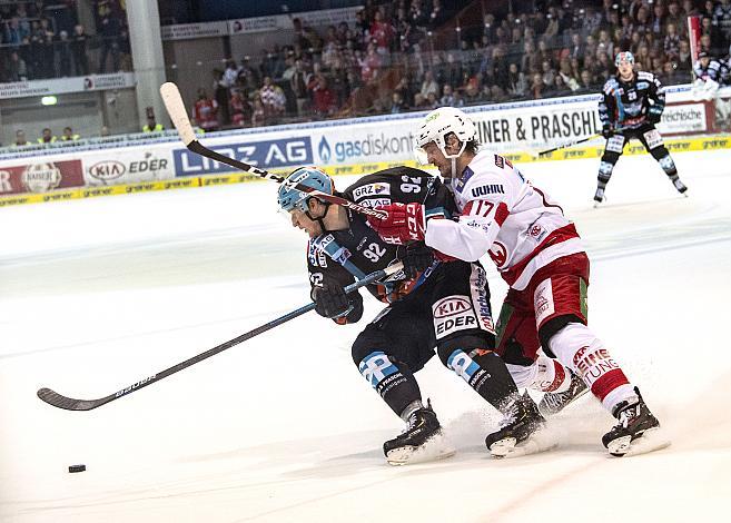 Im Bild: Troy Rutkowski (EHC Liwest Black Wings Linz), Manuel Ganahl (EC KAC), Eishockey,  EHC Liwest Black Wings Linz vs EC KAC