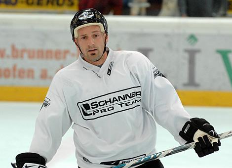 Raymond DiLauro, Verteidiger, Neuzugang beim EHC Liwest Black Wings Linz.