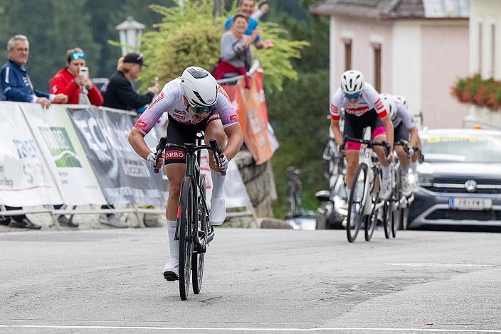 Cycling League Siegerin Lydia Ventker (GER, RSG Team Cookina ARBÖ ASKÖ Graz/ RSV Gütersloh 1931 e.V) vor Amelie Cooper (GBR, Union Raiffeisen Radteam Tirol), Damen Elite, U23, Cycling League Austria Radliga, Mühlviertler Hügelwelt Classic Elite Damen, Königswiesen, OÖ