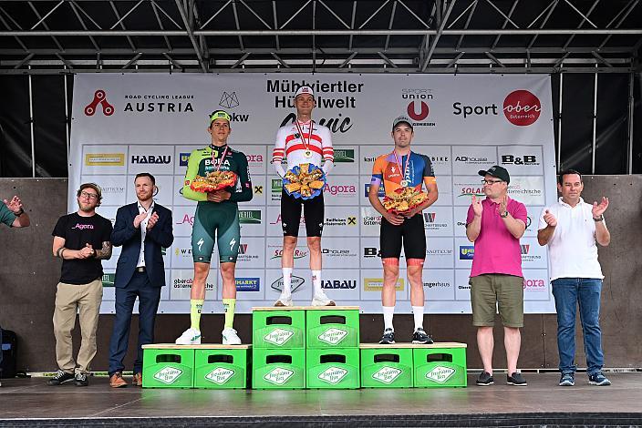 Podest Herren Elite v.l. Patrick Gamper (AUT, Bora - Hansgrohe), Staatsmeister Zeitfahren Felix Grossschartner (AUT, UAE Team Emirates), 3. Platz  Johannes Hirschbichler (AUT, RC Steirisches Salzkammergut)
