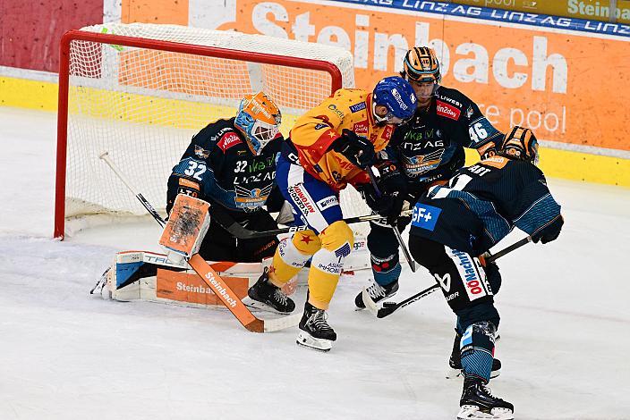 Tormann Rasmus Tirronen (Steinbach Black Wings Linz), Michele Marchetti (Migross Supermercati Asiago Hockey 1935), Niklas Würschl (Steinbach Black Wings), Brodi Stuart (Steinbach Black Wings Linz) Steinbach Black Wings Linz vs Migross Supermercati Asiago Hockey 1935, Linz AG Eisarena, pre season 