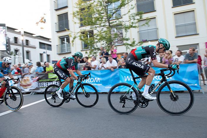 Der Star des Welser Innenstadtkriterium, der 5. der Tour de France 2022, Aleksandr Vlasov (RUS, Bora-Hansgrohe), Radsport Wels Innenstadtkriterium