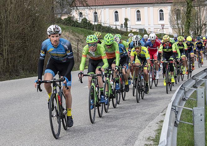 Stephan Rabitsch (AUT, Team Felbermayr Simplon Wels) am Mistelbacher Berg 58. Internationales Kirschbluetenrennen, Wels