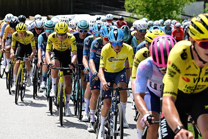 Im Gelben Trikot des Gesamtführenden Henrique Ribeiro Bravo (BRA, Soudal - Quickstep Devo Team)  4. Etappe Aigen - Schlägl Aigen - Schlägl, Oberösterreich Rundfahrt