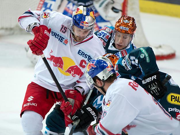 Robert Lukas, Linz und Thomas Raffl, Salzburg, EHC Liwest Black Wings Linz vs EC Red Bull Salzburg