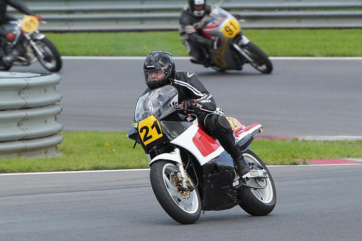 #21 Alfred Dohnal, Suzuki RG 500