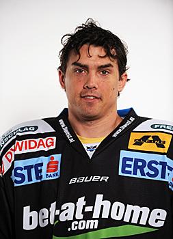 #32 Alex Westlund, Tormann, Liwest Black Wings Linz