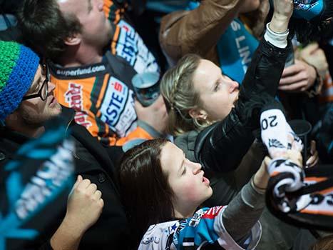 Fans, EHC Liwest Black Wings Linz vs UPC Vienna Capitals 3. SF