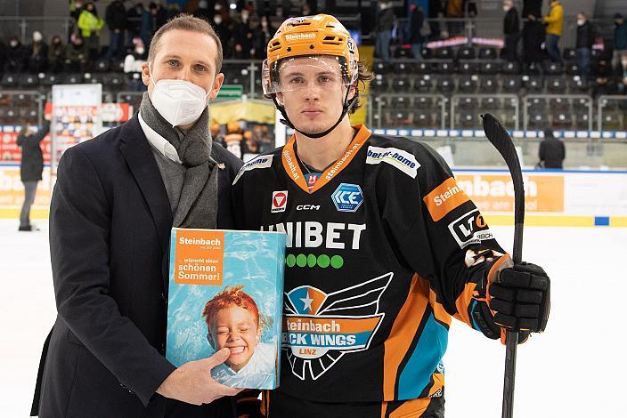 Manager Gregor Baumgartner (Steinbach Black Wings Linz), Spieler des Abends Niklas Bretschneider (Steinbach Black Wings Linz) Steinbach Black Wings Linz vs Moser Medical Graz 99ers, bet-at-home ICE Hockey League