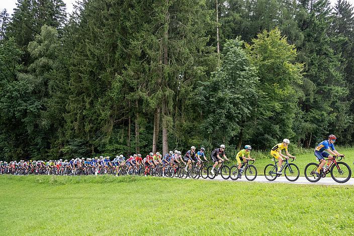 Im Gelben Trikot des Gesamtführenden Jasper Verbrugge (BEL, Acrog-Tormans), 50. OÖ Junioren Rundfahrt, 2. Etappe Sarleinsbach - Sarleinsbach
