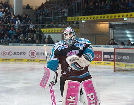 Tormann Michael Ouzas (EHC Liwest Black Wings Linz), EHC Liwest Black Wings Linz vs Dornbirner Eishockey Club