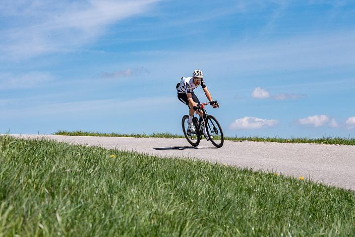 Michael Gogl (AUT, Team Qhubeka Assos) beim Training im Mühlviertel Oberösterreich, Herren Radsport, UCI World Tour 
