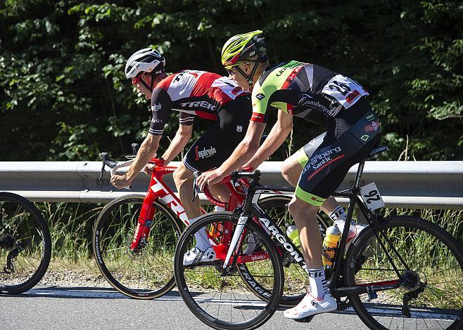 v.l. Michael Gogl (AUT, Trek - Segafredo), Daniel Geismayr (AUT, Team Vorarlberg) .  Herren Elite Rad Strassen Staatsmeisterschaft, Mondsee