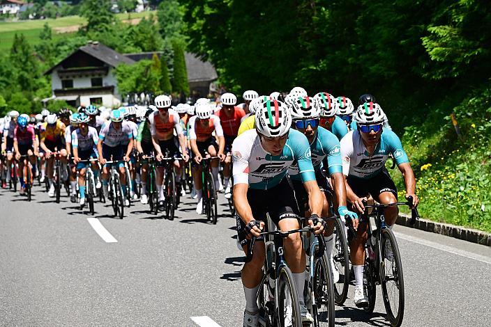 Team Petrolike (MEX) an der Spitze der Hauptfeldes. 4. Etappe St.Florian /Asten - Hinterstoder/Höss 15. Int. Raiffeisen OÖ-Radrundfahrt UCI Kat. 2.2