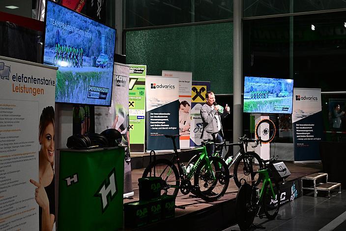 Teampräsentation, Steyr, Team Hrinkow Advarics Cycleang, UCI Continental Team, 