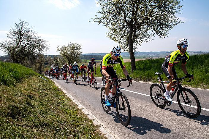 Maximilian Kuen (AUT, Team Vorarlberg), Antoine Debons (SUI, Team Vorarlberg)  Elite Herren, 69. Kirschblütenrennen Wels, Oberösterreich 