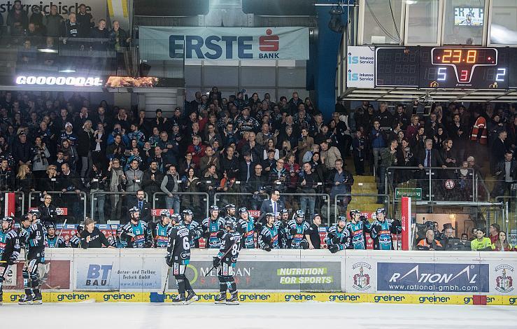 Linz feiert  EHC Liwest Black Wings Linz vs EC Red Bull  Salzburg 4. Semifinale
