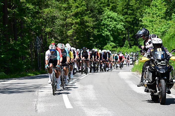 Team Petrolike (MEX) an der Spitze der Hauptfeldes. 4. Etappe St.Florian /Asten - Hinterstoder/Höss 15. Int. Raiffeisen OÖ-Radrundfahrt UCI Kat. 2.2