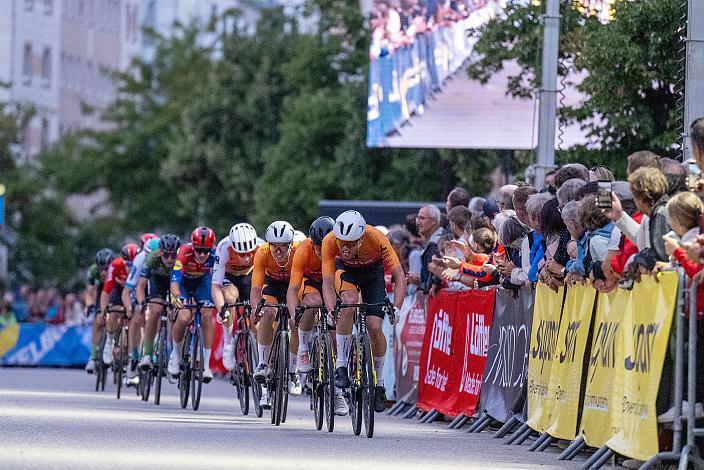 Das Cycling Team Schwingshandl (AUT), Herrenrennen, Kriterium Wels, 