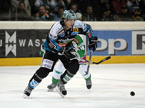 Danny Irmen, Linz, EHC Liwest Black Wings Linz vs. HDD Tilia Olimpija Ljubljana 