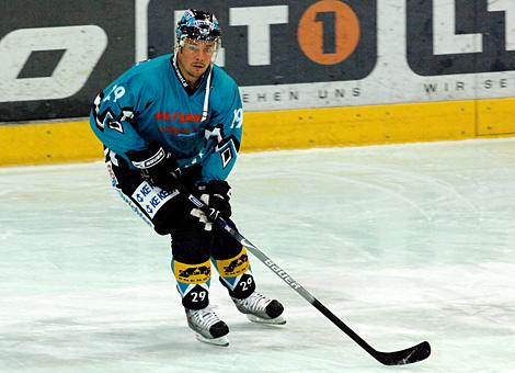 #29 Markus Matthiasson, Stuermer, EHC Liwest Black Wings Linz