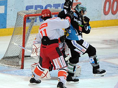 Philipp Lukas, Linz im Angriff, EHC Liwest Black Wings Linz vs. HK Acroni Jesenice