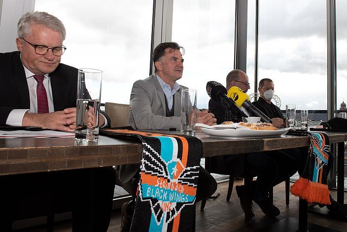 Bürgermeister der Stadt Linz Klaus Luger, Präsident Peter Nader (Steinbach Black Wings Linz), Konrad Linner (Steel Wings Linz)  , Robert Lukas (Leiter Eishockey Akademie Oberösterreich) Steinbach Black Wings Linz, Pressekonforenz Zukunft Linzer Eishockey 