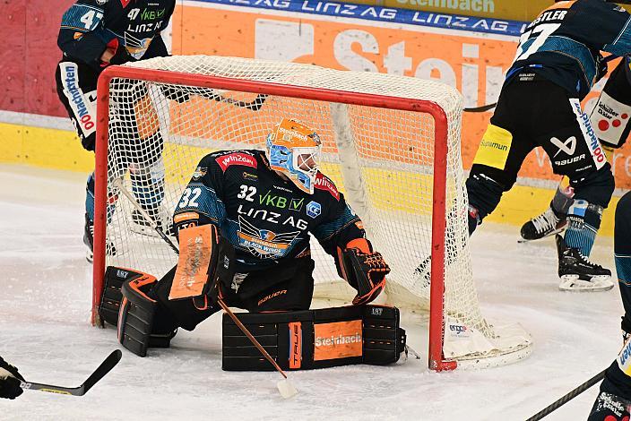 Tormann Rasmus Tirronen (Steinbach Black Wings Linz) Steinbach Black Wings Linz vs spusu Vienna Capitals, Ladies Charity, ICE Eishockey Liga, Linz AG Eisarena