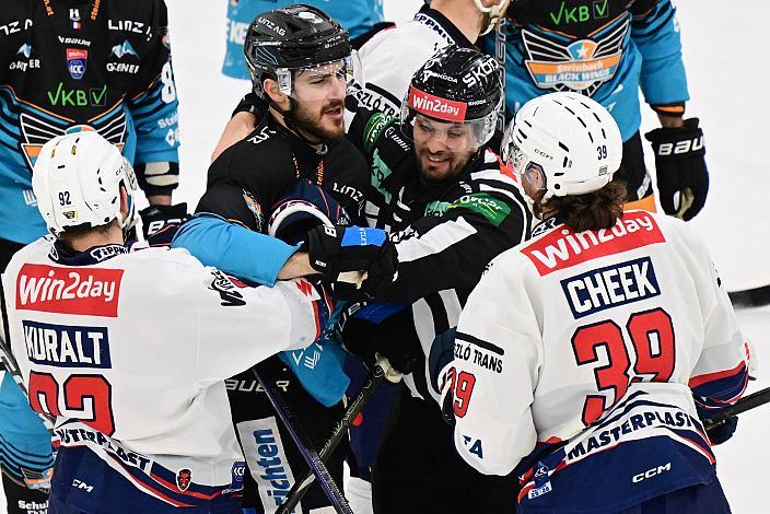 Greg Moro (Steinbach Black Wings Linz), Trevor Cheek (Hydro Fehervar AV 19), 34. Runde ICE, Steinbach Black Wings Linz vs Hydro Fehervar AV 19, Linz AG Eisarena 