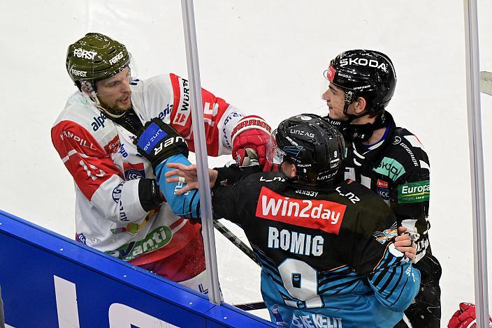 Enrico Miglioranzi (HCB Suedtirol Alperia), Emilio Romig (Steinbach Black Wings Linz), 23. Runde ICE, Steinbach Black Wings Linz vs HCB Suedtirol Alperia, Linz AG Eisarena 