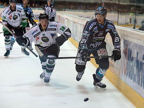 Philipp Lukas, Linz und Rok Leber, Laibach, EHC Liwest Black Wings Linz vs HDD Telemach Olympija Ljubljana
