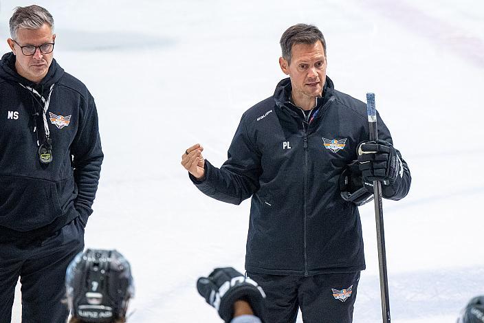 Head Coach Philipp Lukas (Steinbach Black Wings Linz) leitet das Eistraining, (Steinbach Black Wings Linz) Erstes Eistraining, Steinbach Black Wings Linz , Linz AG Eisarena 