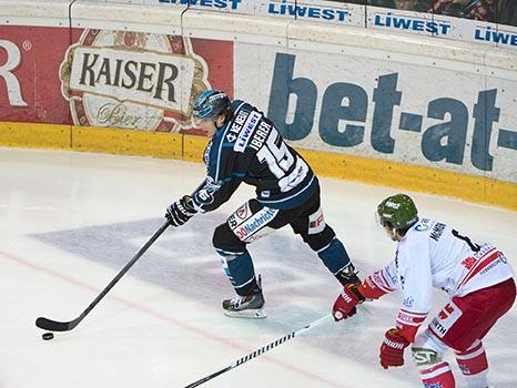 Matthias Iberer, Linz, EHC Liwest Black Wings Linz vs HCB Suedtirol