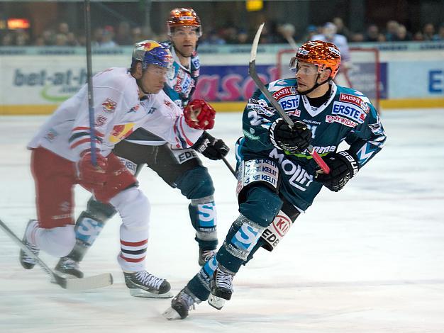 Philipp Lukas, Linz und Thomas Raffl, Salzburg, EHC Liwest Black Wings Linz vs EC Red Bull Salzburg