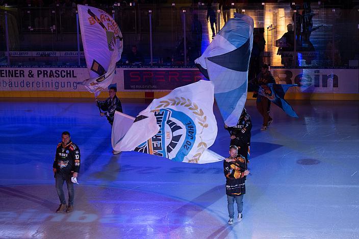 Fahnenschwinger Steinbach Black Wings Linz vs Migross Supermercati Asiago Hockey 1935, 14. Runde ICE Hockey League, Steinbach Black Wings Linz, Linz AG Eisarena 