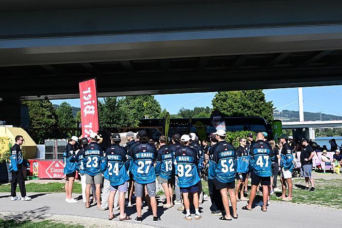 Die Steinbach Black Wings Linz,  TeamPräsentation,  Steinbach Black Wings Linz