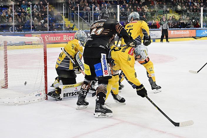 Tor für Linz, Sean Collins (Steinbach Black Wings Linz), Raphael Wolf (Vienna Capitals), Tormann Evan Cowley (Vienna Capitals), 16. Runde ICE, Steinbach Black Wings Linz vs Vienna Capitals, Linz AG Eisarena 