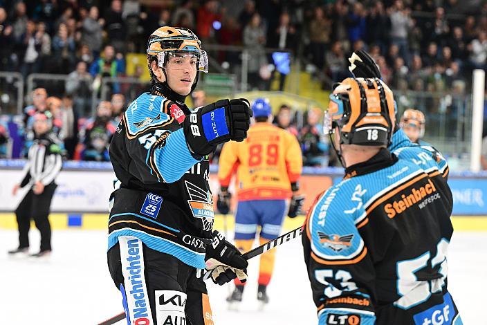 Luka Maver (Steinbach Black Wings Linz) und Ken Ograjensek (Steinbach Black Wings Linz)  Win2Day ICE Hockey League,  Steinbach Black Wings Linz vs Migross Supermercati Asiago Hockey,  Linz AG Eisarena 