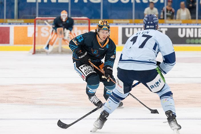 Niklas Bretschneider (Steinbach Black Wings Linz), Adrian Klein (Straubing Tigers) Testspiel Steinbach Black Wings Linz vs Straubing Tigers, Linz AG Eisarena, pre season 