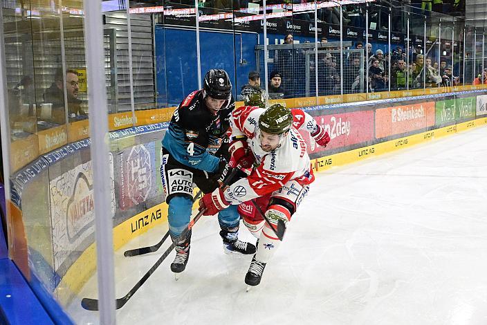 Ryan MacKinnon (Steinbach Black Wings Linz), Christiano DiGiacinto (HCB Suedtirol Alperia), 23. Runde ICE, Steinbach Black Wings Linz vs HCB Suedtirol Alperia, Linz AG Eisarena 