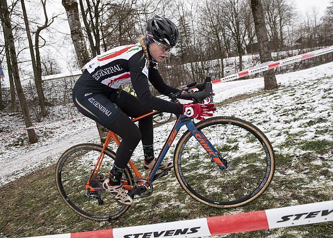 Cornelia Holland (AUT, Naturfreunde Wilhelmsburg) Int. Querfeldein Grand Prix Stadl-Paura UCI C2