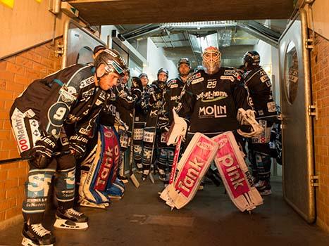 Mike Ouzas, Torwart, EHC Liwest Black Wings Linz vs UPC Vienna Capitals 3. SF