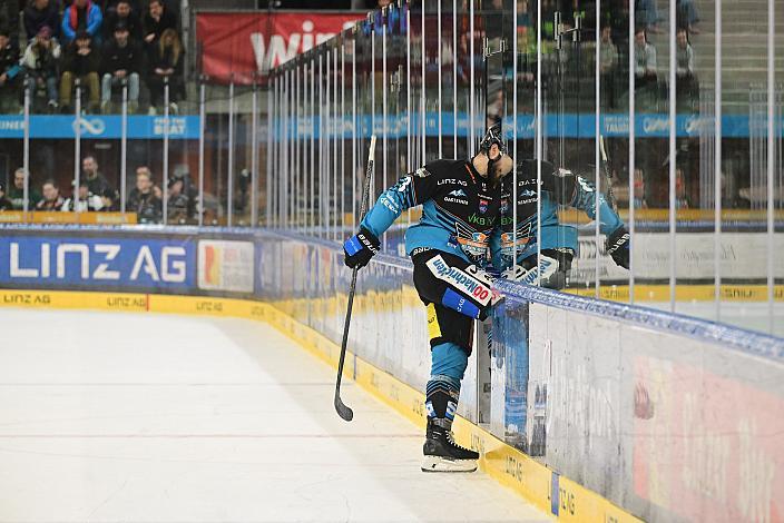 Greg Moro (Steinbach Black Wings Linz) Spiel 2 Pre-Playoffs,  ICE, Steinbach Black Wings Linz vs EC iDM Wärmepumpen VSV, Linz AG Eisarena 