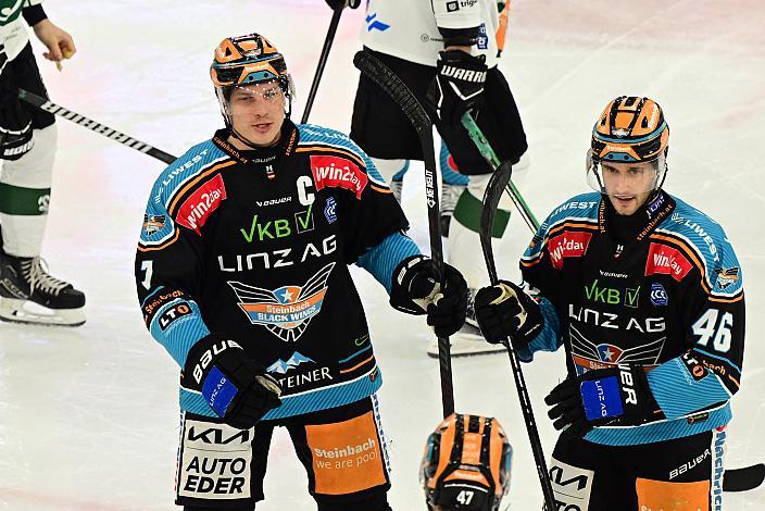 Brian Lebler (Steinbach Black Wings Linz) feiert das Tor  zum 1. zu 1, Win2Day ICE Hockey League,  Steinbach Black Wings Linz vs Olimpija Ljubljana,  Linz AG Eisarena