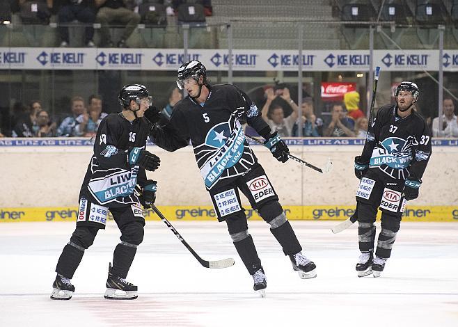 v.l. Marco Brucker (EHC Liwest Black Wings Linz), Raphael Wolf (EHC Liwest Black Wings Linz), Andreas Kristler (EHC Liwest Black Wings Linz), Testspiel, EHC Liwest Black Wings Linz vs CEZ Motor Ceske Budejovice
