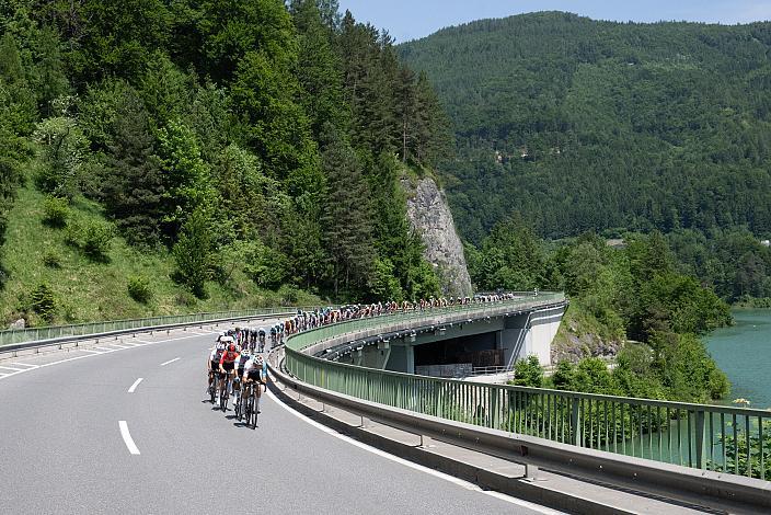 Team Petrolike (MEX) an der Spitze der Hauptfeldes. 4. Etappe St.Florian /Asten - Hinterstoder/Höss 15. Int. Raiffeisen OÖ-Radrundfahrt UCI Kat. 2.2