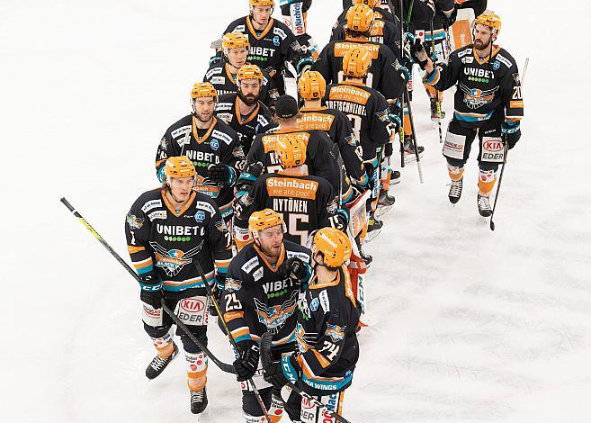 Linz feiert den Heimsieg, Steinbach Black Wings 1992 vs Graz 99ers, Qualifikationsrunfe Eishockey, Bet at Home ICE Hockey League