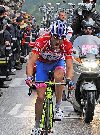 Michele Scarponi, Team Lampre ISD im Anstieg zur Bergankunft Gardeccia, im Fassa Tal.