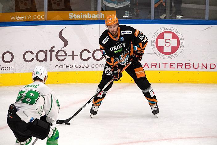 Dragan Umicevic (Steinbach Black Wings Linz) Steinbach Black Wings Linz vs HK SZ OLIMPIJA, bet-at-home ICE Hockey League