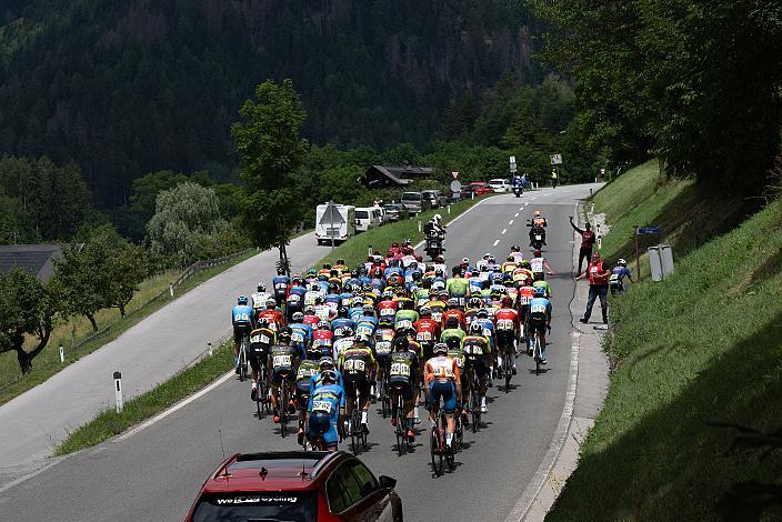 Das Peleton am Iselsberg 72. Tour of Austria, 3. Etappe Silian - St. Johann im Alpendorf